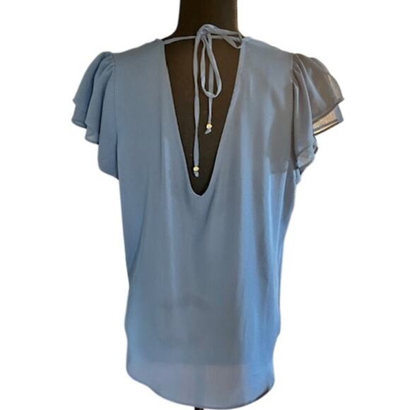 A. Byer Blue Flutter Sleeve Blouse – Size Large - Picture 2 of 5